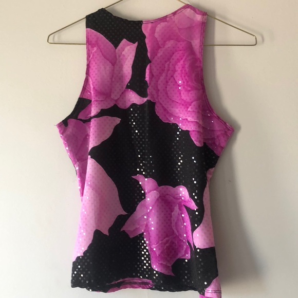 Sexy Rose Tank - Picture 3 of 5